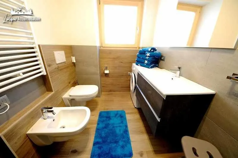 Chalet Riccio By Livigno Accomodation Italy