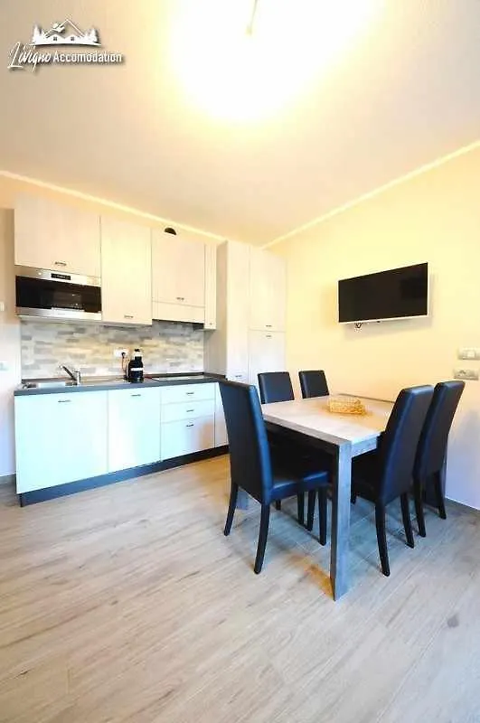 Apartment Chalet Riccio By Livigno Accomodation