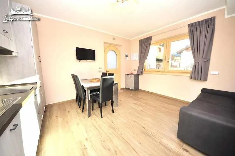 Apartment Chalet Riccio By Livigno Accomodation